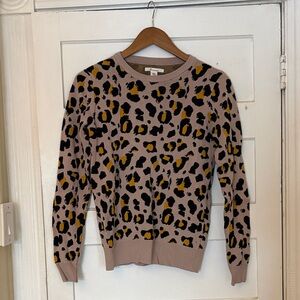 Chic Leopard Print Sweater - Black and Yellow